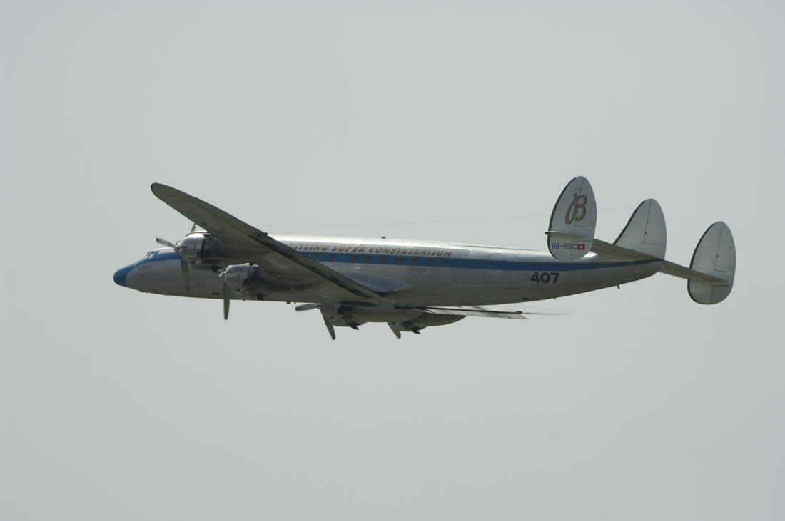 Super Constellation